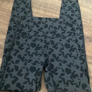 Aerie Move High Wasted Star Print Leggings